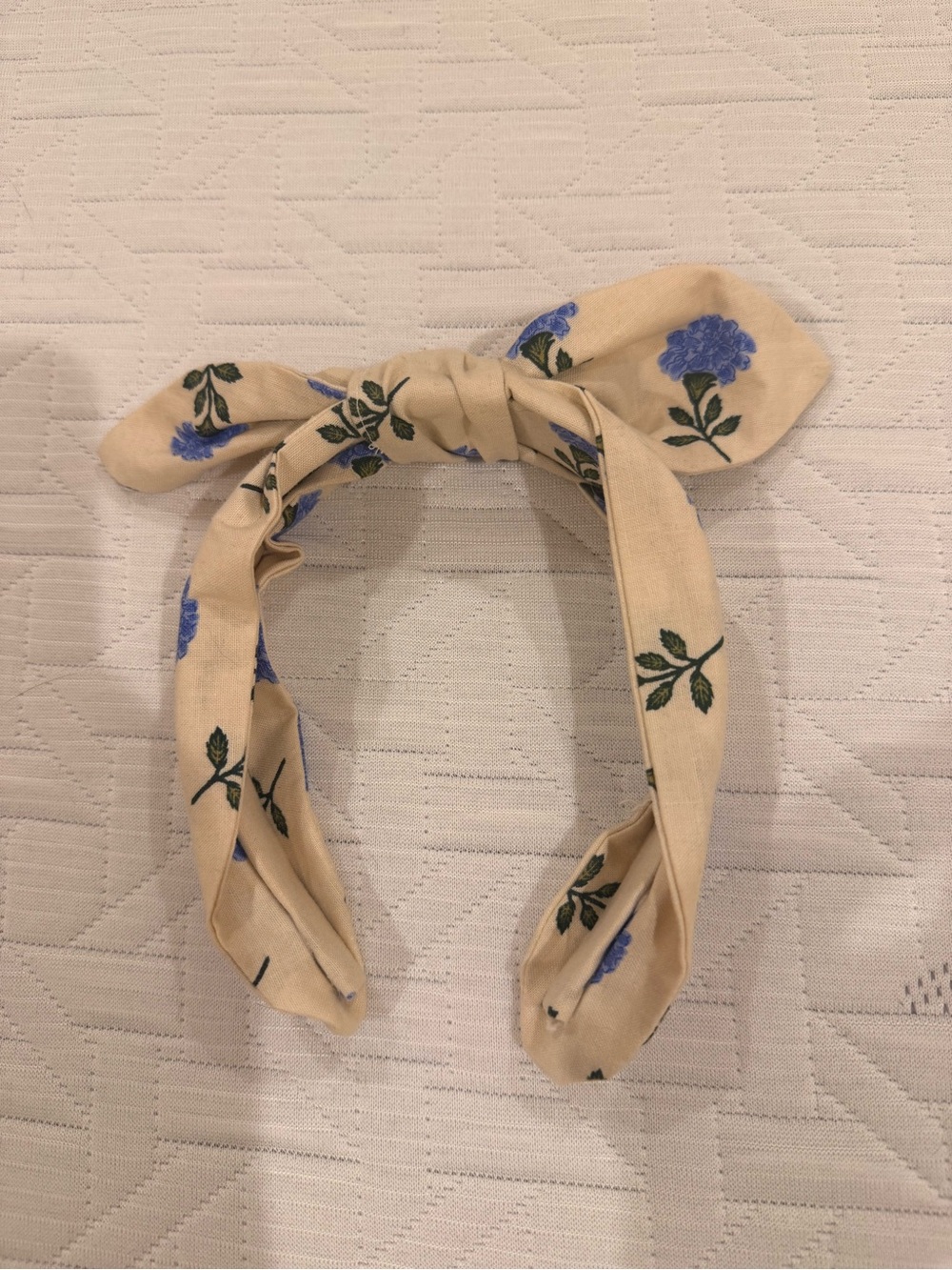 Knot Headband with Blue Floral Embroidery - Beige